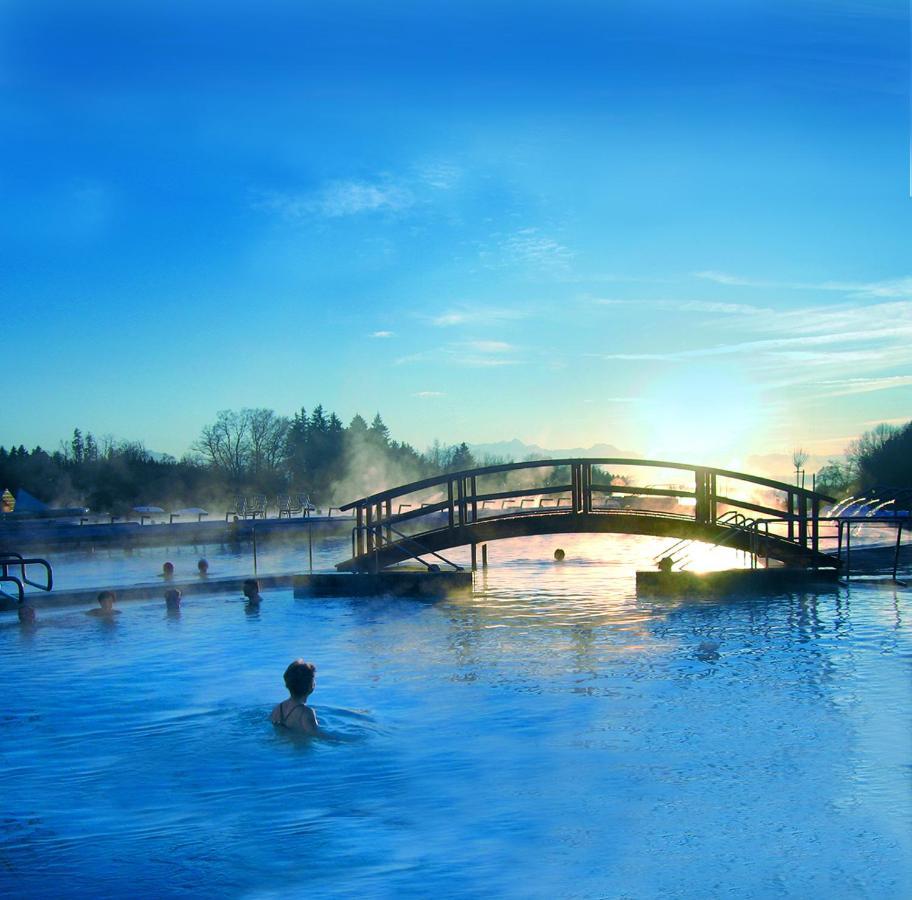 Stroebinger Hof - Therme Wellness Resort Бад-Ендорф Екстер'єр фото