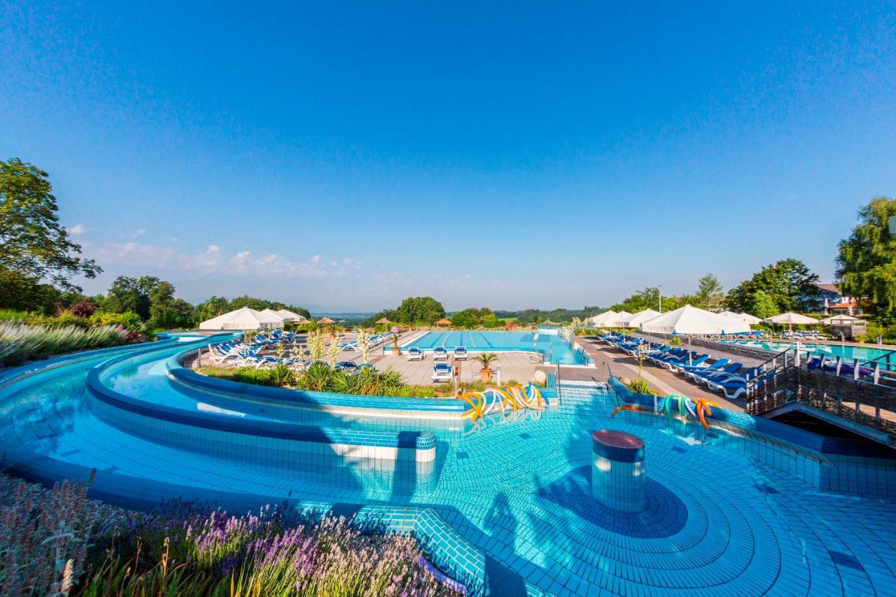 Stroebinger Hof - Therme Wellness Resort Бад-Ендорф Екстер'єр фото