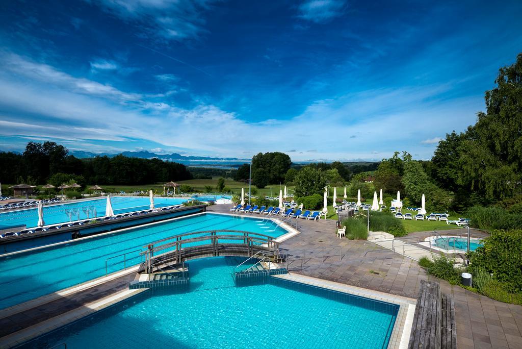 Stroebinger Hof - Therme Wellness Resort Бад-Ендорф Екстер'єр фото